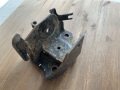 Кронштейн задней балки правый Nissan Tiida C11 2004-2014