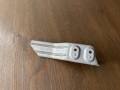 Кронштейн бортового компьютера левый Mitsubishi Carisma 1999-2004