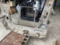 Порог правый Nissan Tiida C11 2004-2014