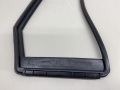Уплотнитель стекла двери форточки задней правой Nissan Tiida C11 2004-2014