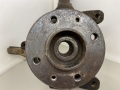 Кулак поворотный передний правый Renault Laguna 1993-2000