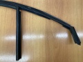Уплотнитель стекла двери задний левый Nissan Primera P12 2002-2008