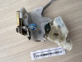 Замок двери задней правой Nissan Primera P12 2002-2008