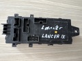 Блок предохранителей (салон) Mitsubishi Lancer VI 1991-2000