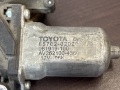 Моторчик (двигатель) стеклоподъемника передний левый Toyota Corolla E120 2001-2006
