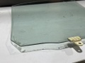 Стекло двери заднее левое Nissan Almera N15 1995-2000