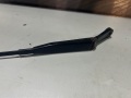 Поводок дворников передний правый Nissan Primera P10 1990-1996