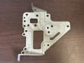 Кронштейн крепления ящика правый Toyota Corolla E110 1997-2002