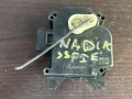 Моторчик заслонки печки Toyota Nadia 1998-2003