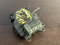 Моторчик заслонки печки Toyota Nadia 1998-2003