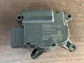 Моторчик заслонки печки Porshe Cayenne 955/957 2002-2010