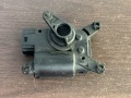 Моторчик заслонки печки Porshe Cayenne 955/957 2002-2010