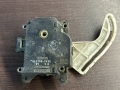 Моторчик заслонки печки Toyota Corolla E120 2001-2006