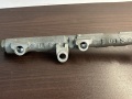 Рампа топливная (рейка) левая Lexus LS UCF30 2000-2006