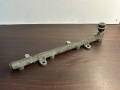 Рампа топливная (рейка) правая Lexus LS UCF30 2000-2006