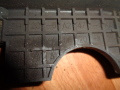 Кожух ремня ГРМ задн внутр 2.7DT Land Rover Discovery III 2004-2009(LR006527)