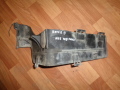 Крепление АКБ (корпус/подставка) Land Rover Discovery III 2004-2009(DWI500033)