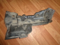 Крепление АКБ (корпус/подставка) Land Rover Discovery III 2004-2009(DWM500110)