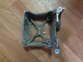 Кронштейн ТНВД 2.7DT Land Rover Discovery III 2004-2009(LR004569)