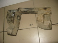 Кронштейн противовес правый Land Rover Discovery III 2004-2009(KQD500123)