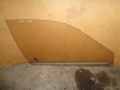 Стекло двери переднее правое Mitsubishi Colt 1992-1996(MR718455)