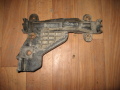 Кронштейн заднего бампера левый 2.0 Audi 100 [C4] 1991-1994(4A0807483A)