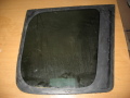 Стекло кузовное глухое левое Toyota RAV 4 1994-2000(6272042040)
