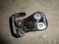 Петля двери передней/задней правой нижняя 2.7DT Land Rover Discovery III 2004-2009(BDB780120)