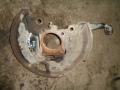 Кулак поворотный передний правый 2.7DT Land Rover Discovery III 2004-2009(RUB500260)