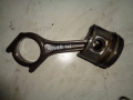 Поршень с шатуном Land Rover Discovery III  2.7  DT 2004-2009