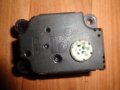 Моторчик заслонки печки Land Rover Discovery III 2004-2009(JWO500010)