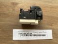 Кнопка стеклоподъемника задняя правая Toyota Cresta IV X90 1992-1996