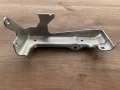 Кронштейн впускного коллектора правый Subaru Impreza 2007-2011