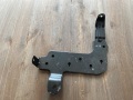 Кронштейн под сиденьем правый Mitsubishi Aspire 1998-2003