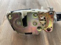 Замок двери задней левой Mitsubishi Aspire 1998-2003