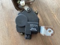Замок двери задней левой Mitsubishi Aspire 1998-2003