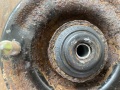Опора заднего амортизатора правая Mitsubishi Aspire 1998-2003