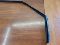 Уплотнитель стекла двери передний правый Nissan Tiida C11 2004-2014