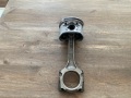 Поршень с шатуном Nissan Almera N16 2000-2006