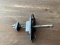 Ограничитель открывания двери задний Mazda 626 GD 1987-1992