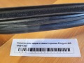 Уплотнитель заднего левого проема Peugeot 406 1995-1999