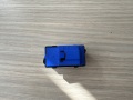 Кнопка центрального замка левая Volkswagen Touareg 2010-2018
