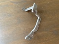 Кронштейн кожуха рулевой колонки левый  Infiniti G25/G35/G37 V36 2007-2014