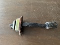 Ограничитель открывания двери задней левой Nissan Primera P11 1996-2002