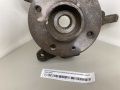 Кулак поворотный передний левый Renault Laguna 1993-2000