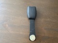 Ответная часть ремня безопасности передняя левая Nissan Primera P12 2002-2008