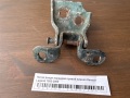 Петля двери передней правой нижняя Renault Laguna 1993-2000