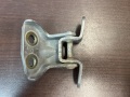 Петля двери передней левой нижняя Nissan Primera P12 2002-2008