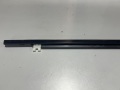 Накладка стекла переднего правого Nissan Primera P12 2002-2008
