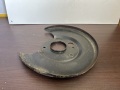 Щит опорный задний правый Nissan Primera P12 2002-2008